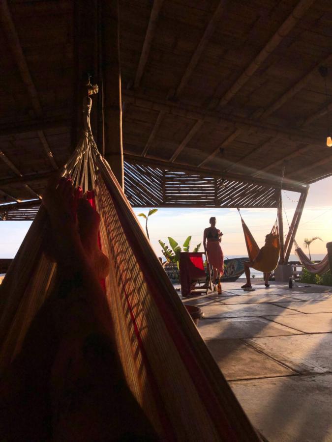 Free Spirit Ecuador, Puerto Engabao Hotel Exterior photo