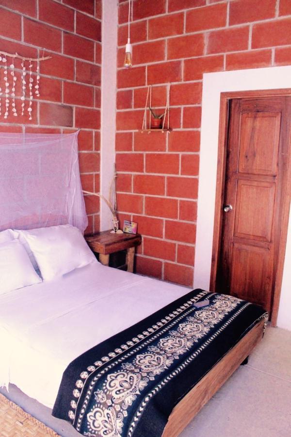 Free Spirit Ecuador, Puerto Engabao Hotel Exterior photo